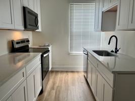 featured image of 30 Sanford St