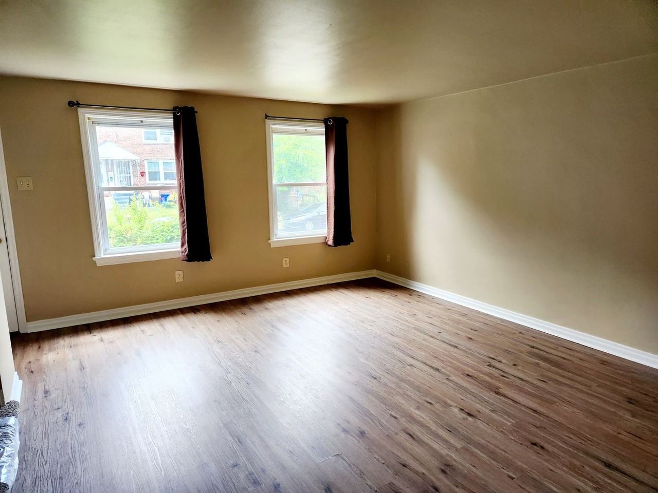 2618 Waldo St - Photo 7 of 22