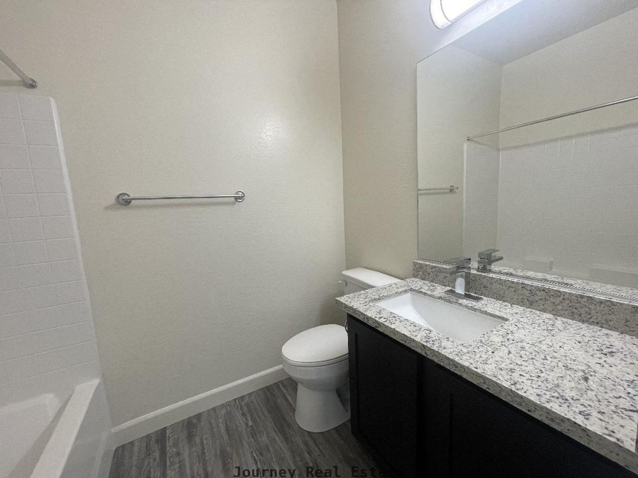 1668 W Iron Springs Rd Building 1 - Photo 6 of 9