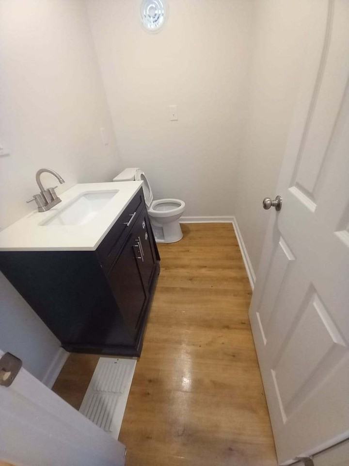 1218 Spring St - Photo 3 of 11