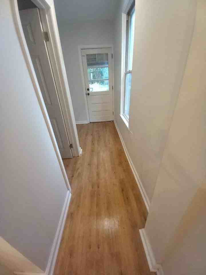 1218 Spring St - Photo 7 of 11