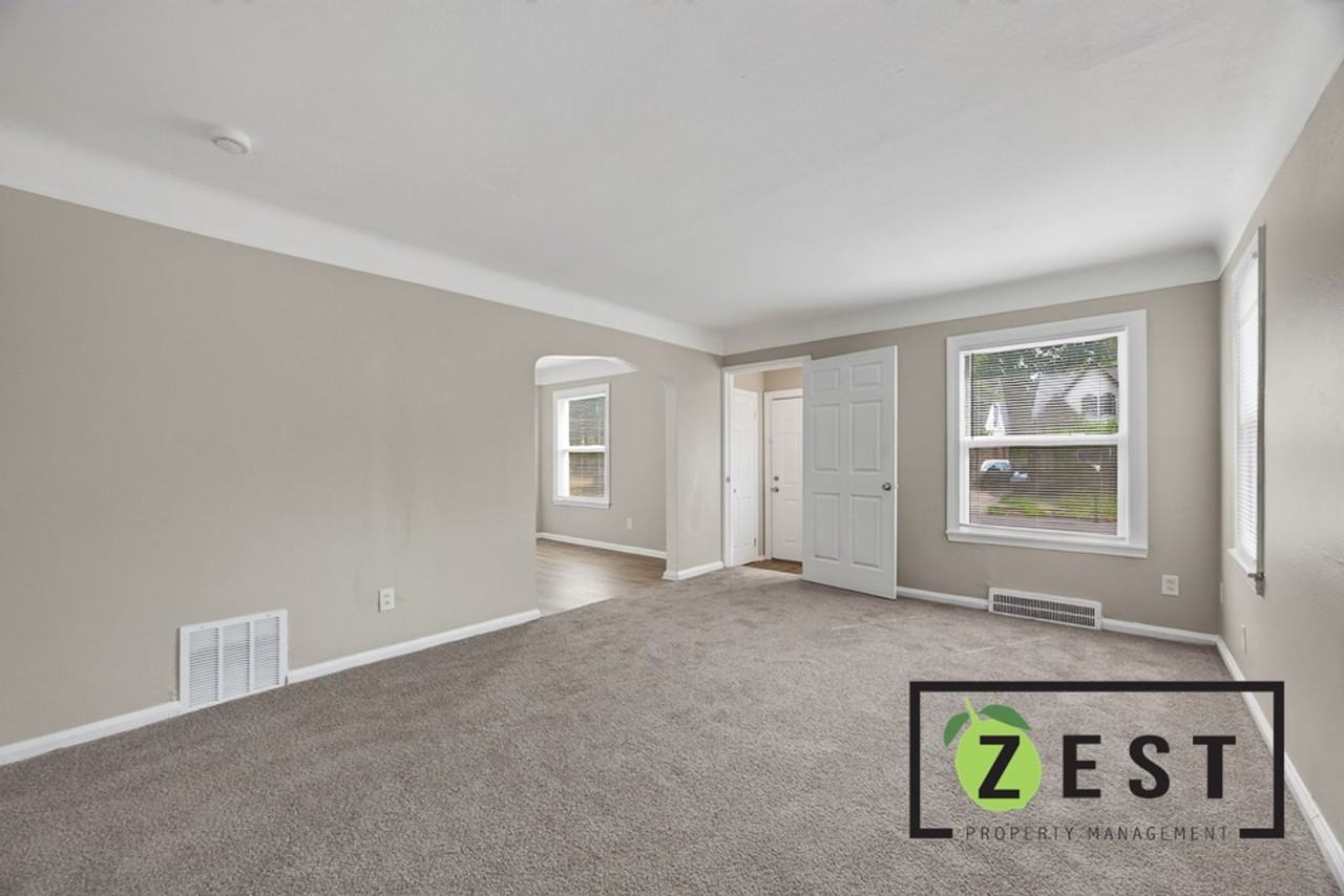 18645 Joann St - Photo 4 of 18