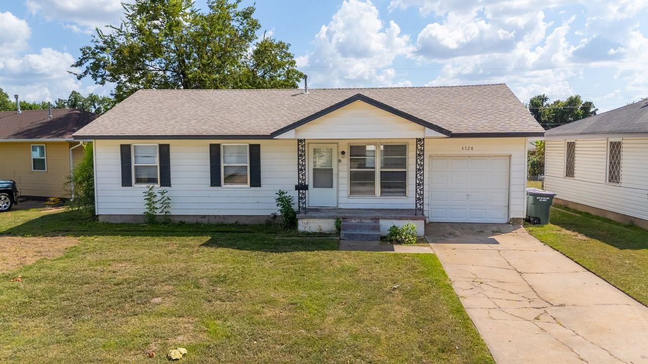 4728 Se 17th St - Photo 2 of 21
