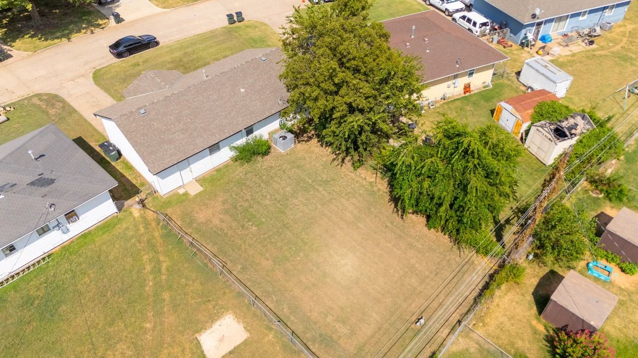 4728 Se 17th St - Photo 6 of 21