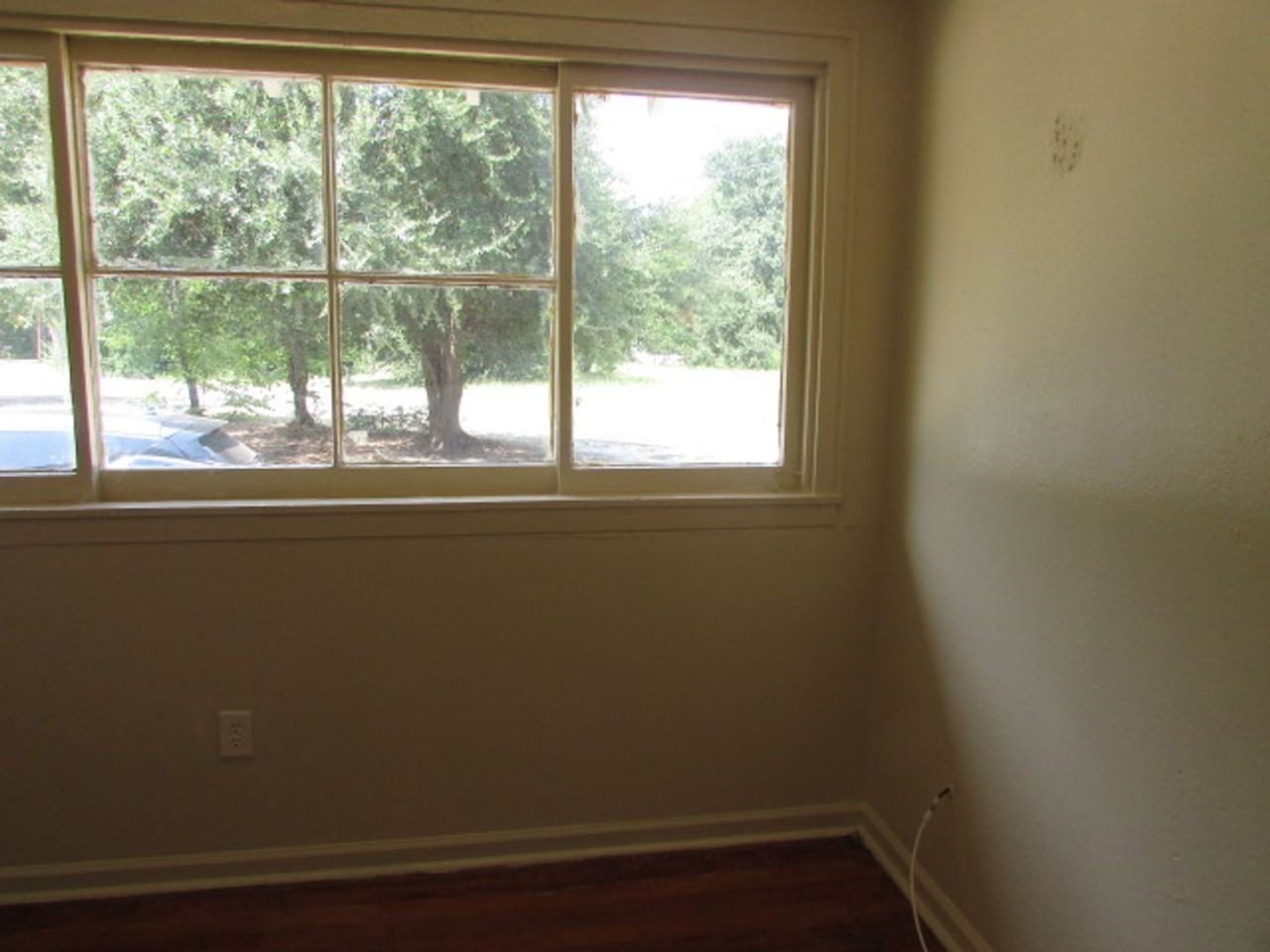 123 Dixie Dr - Photo 7 of 11