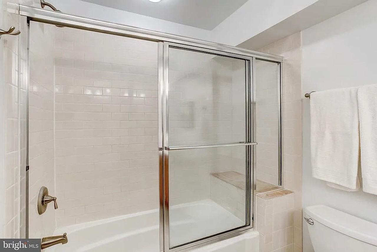2604 Hudson St - Photo 7 of 38