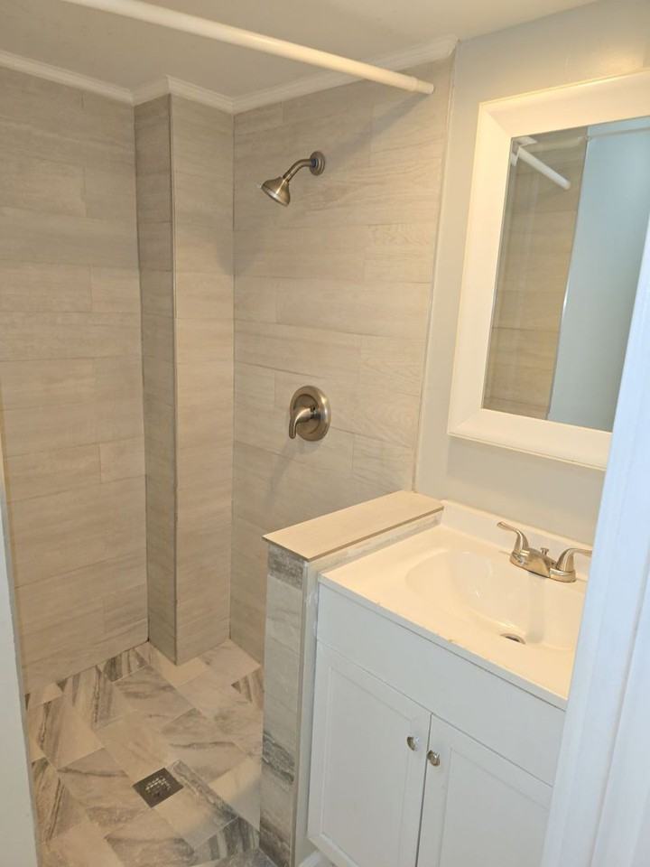 217 Auten St - Photo 7 of 10
