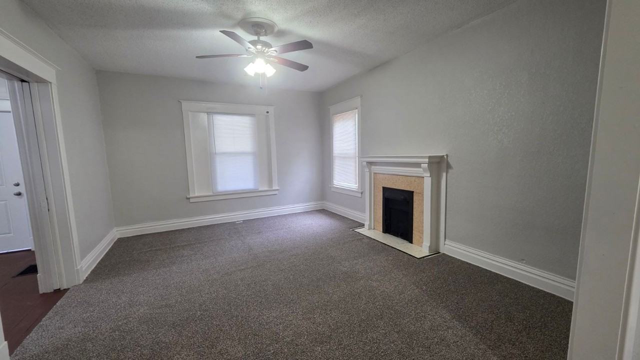 2508 Mersington Ave - Photo 7 of 18
