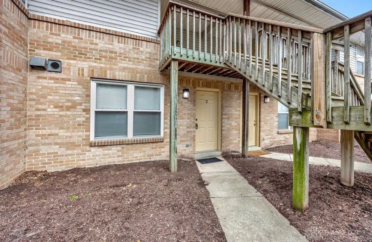 978 Irving Ave #2