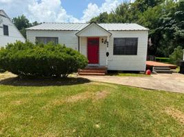 featured image of 133 Hilldale Dr