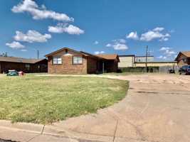 featured image of 3216 W 27th St S