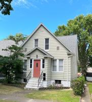 featured image of 1009 Michigan Ave