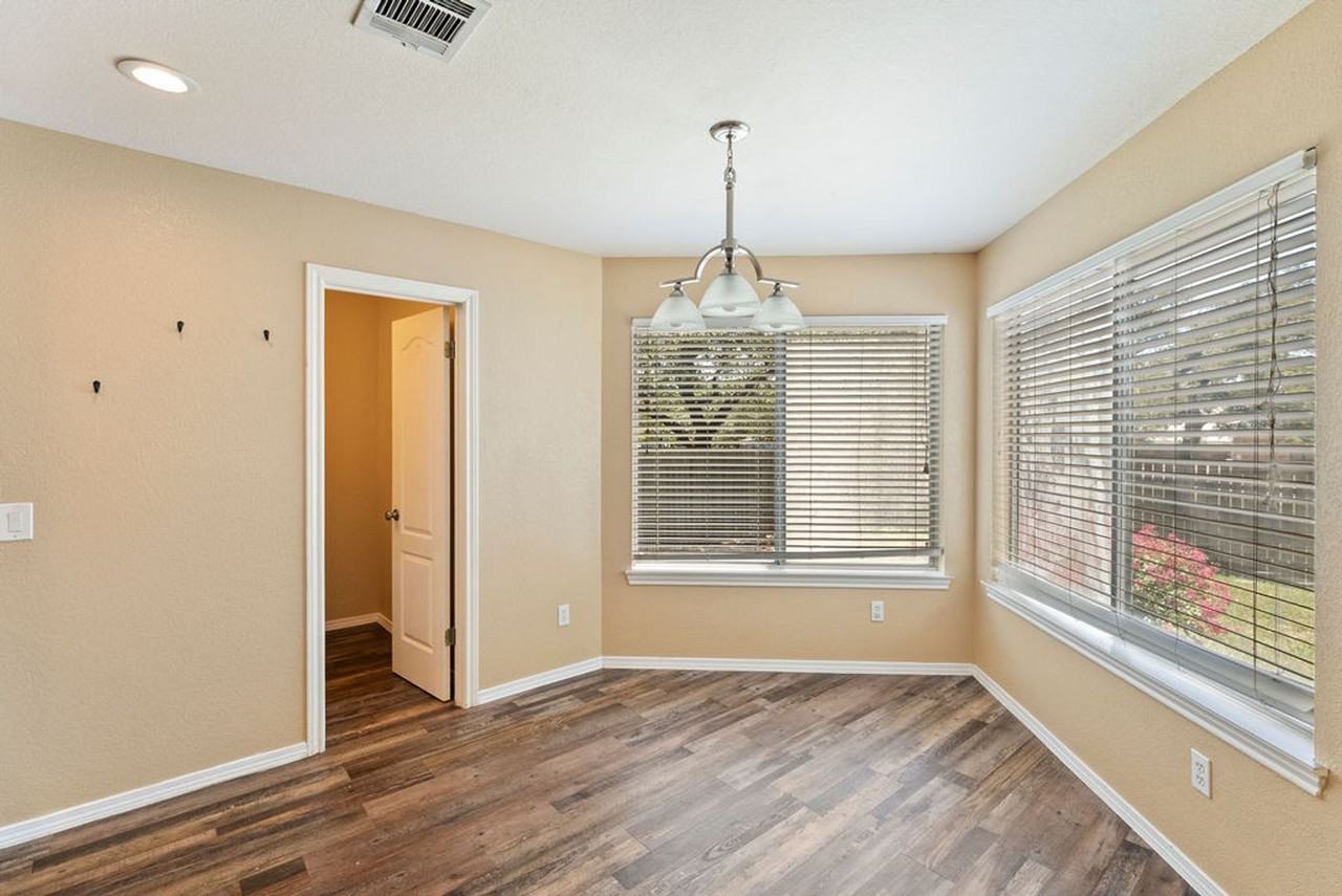 1217 Stepp Bnd - Photo 7 of 23