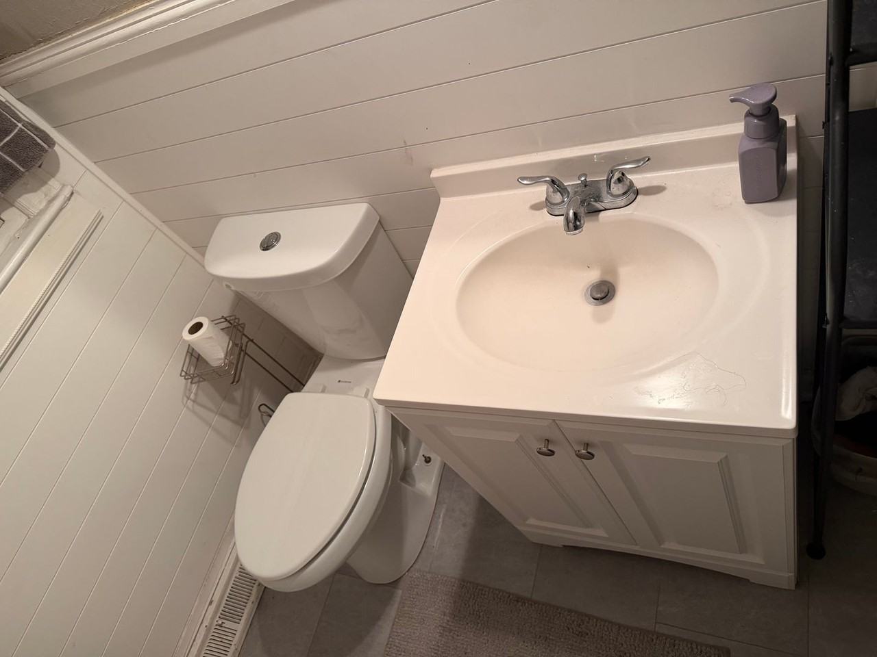17 Aspenwood Drive - Photo 2 of 8