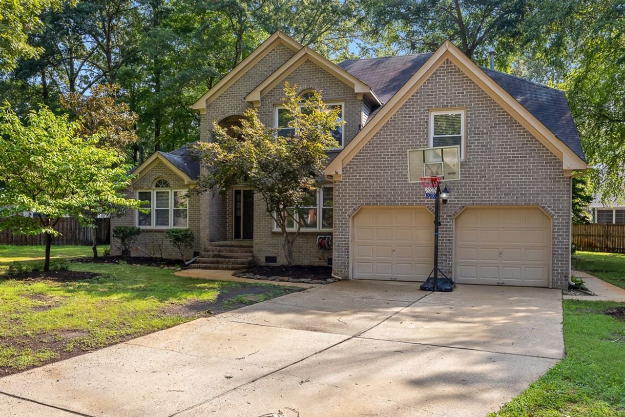 501 Asbury Ct - Photo 2 of 46
