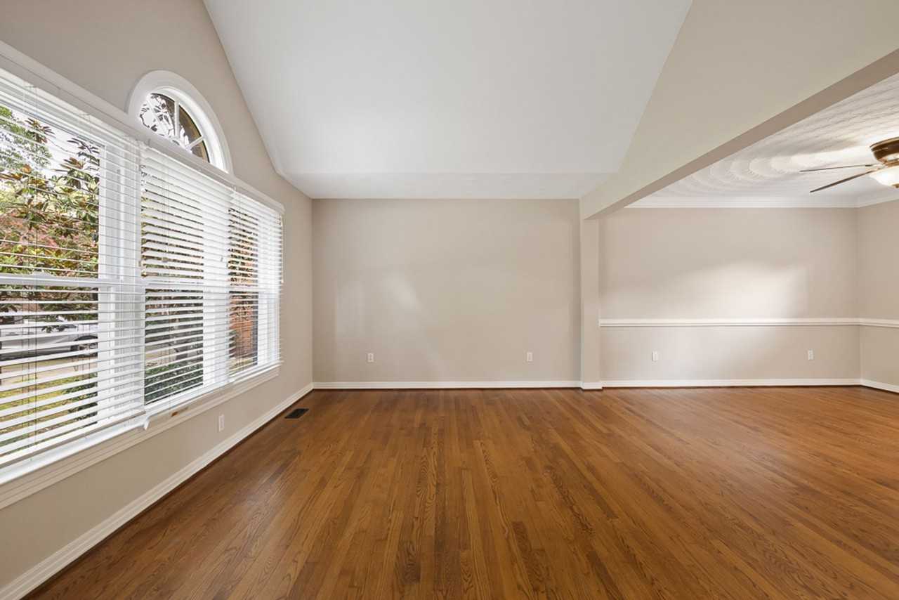 501 Asbury Ct - Photo 6 of 46