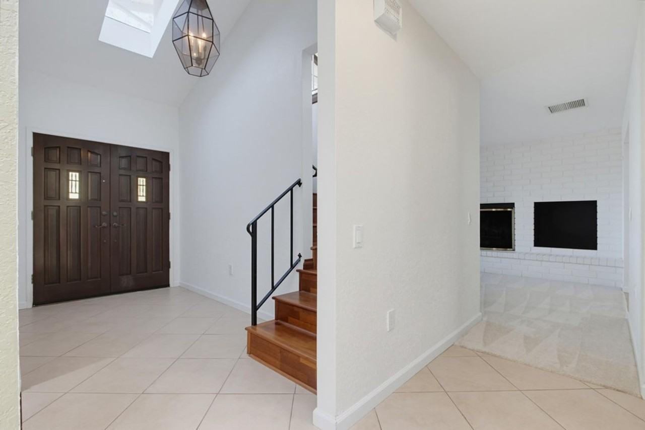 2039 Lemon Ave - Photo 7 of 46