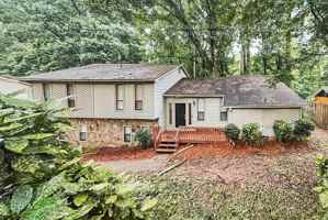 featured image of 6572 Oakwood Dr