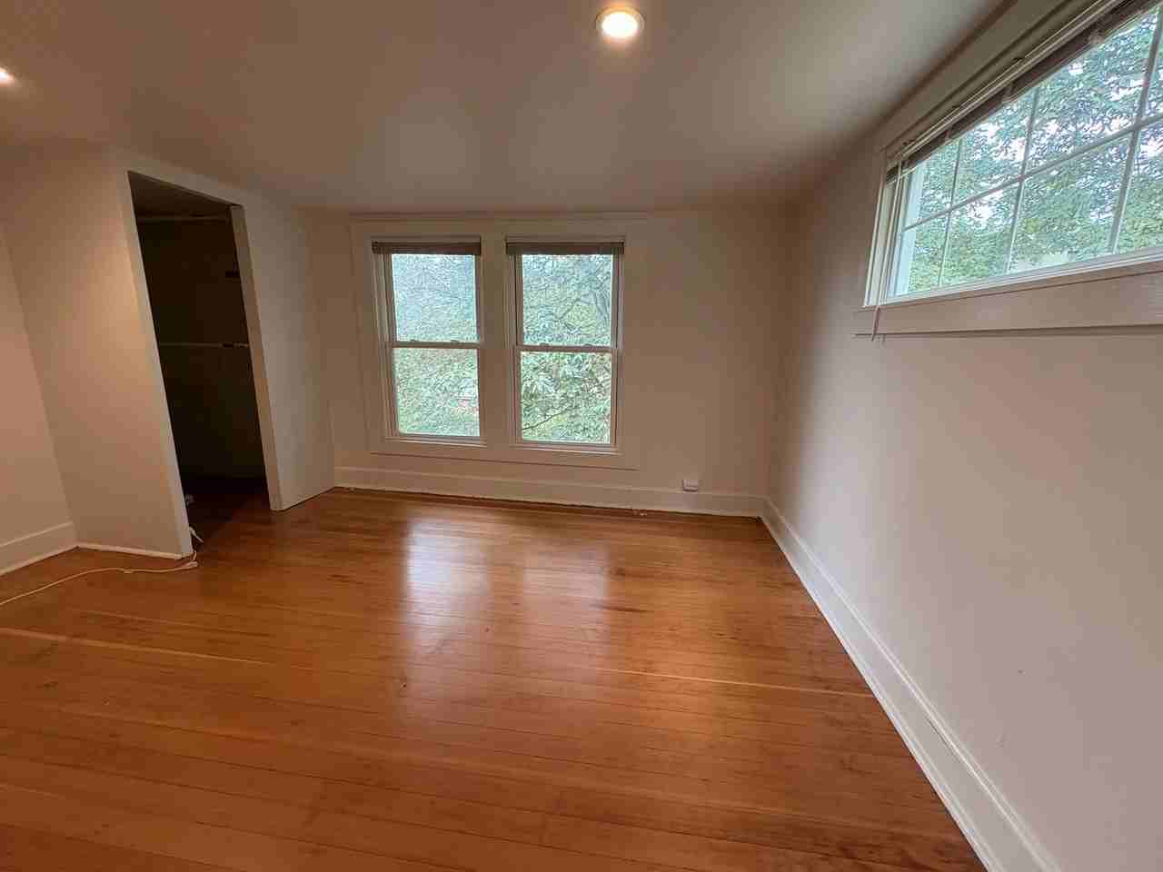 6703 47th Pl Sw - Photo 7 of 25