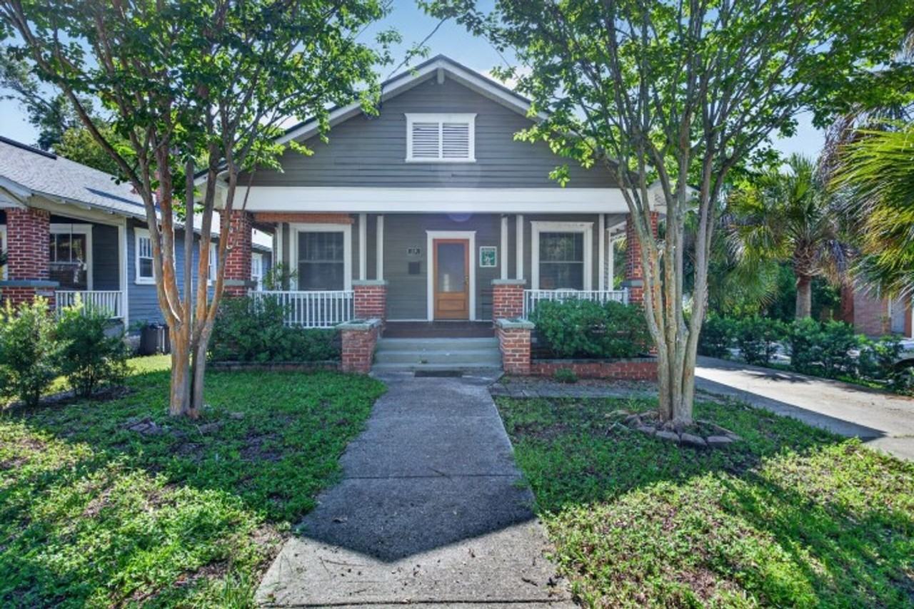 1555 Belmonte Ave - Photo 2 of 29