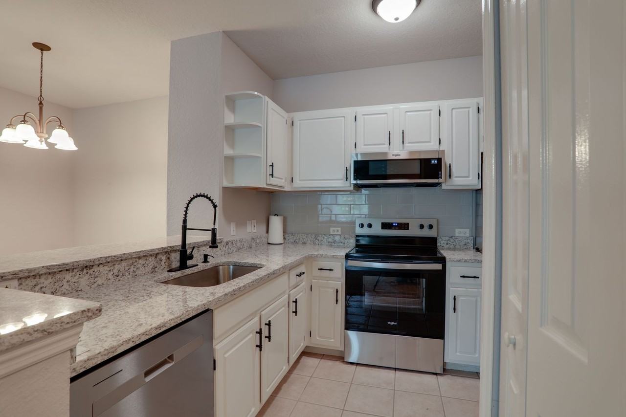 2717 Maitland Crossing Way #203 - Photo 7 of 16