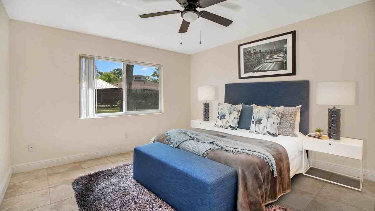 1743 Eastern Rd - Photo 2 of 9