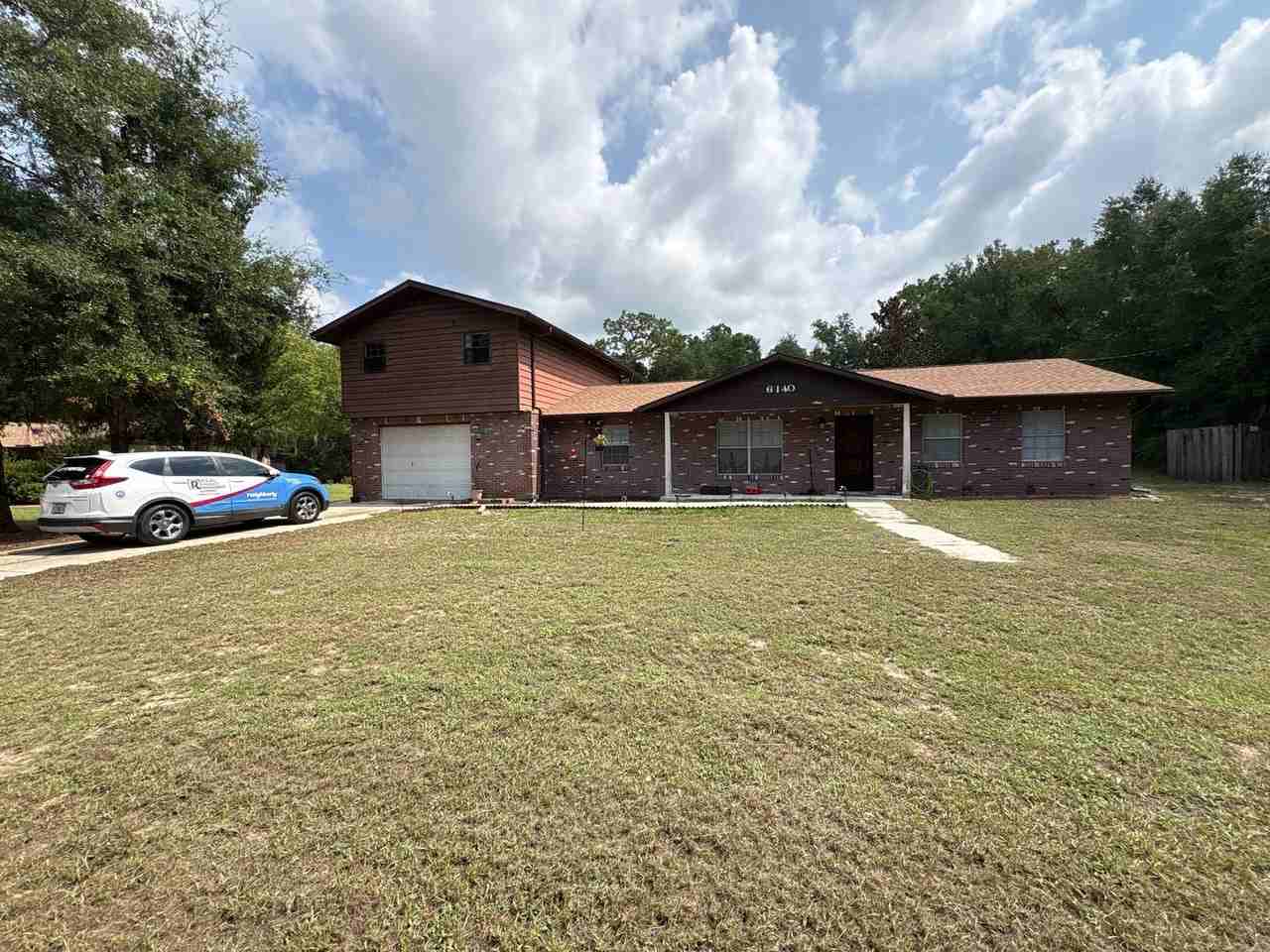 6140 E Tenison St