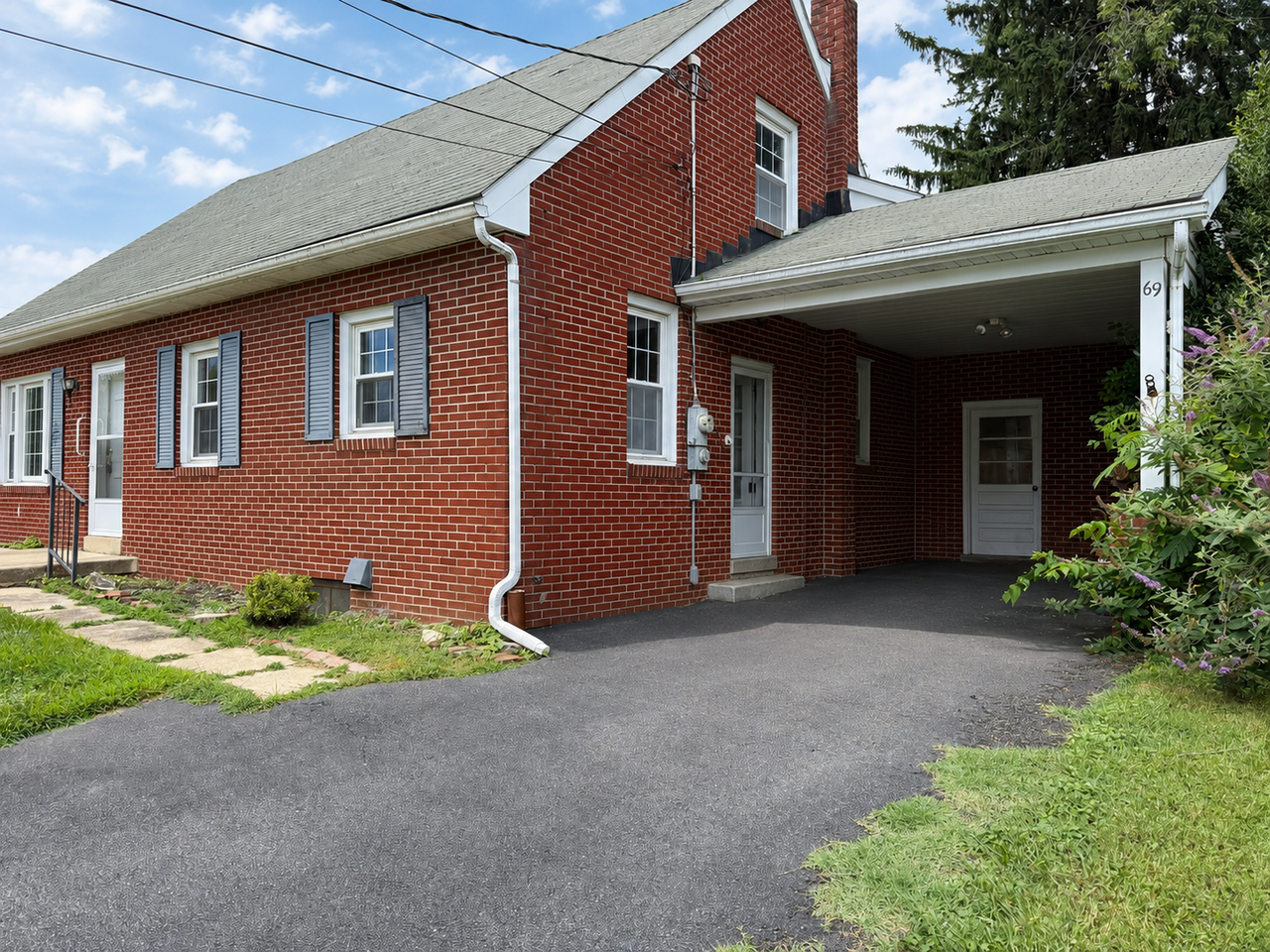 69 W Charlotte St - Photo 2 of 28