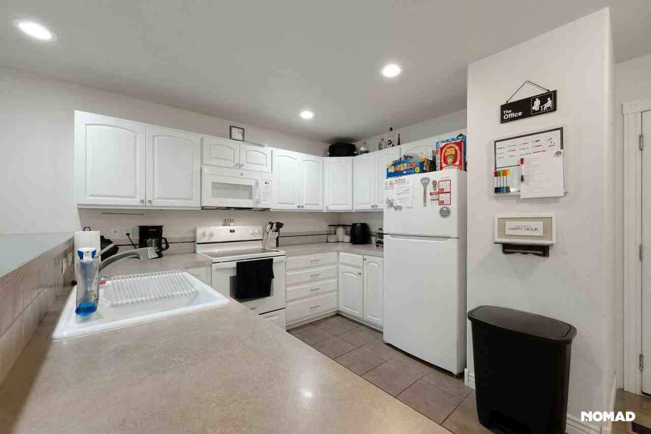 2088 35th Avenue Ct - Photo 3 of 32