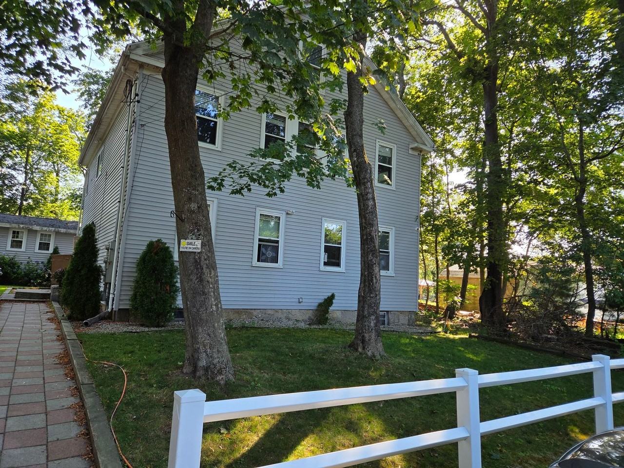 162 Main St