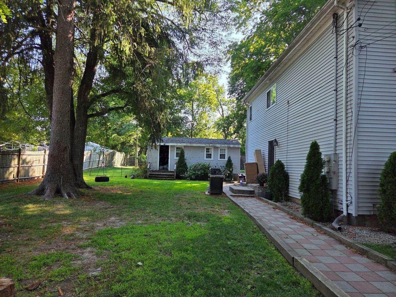 162 Main St - Photo 3 of 15