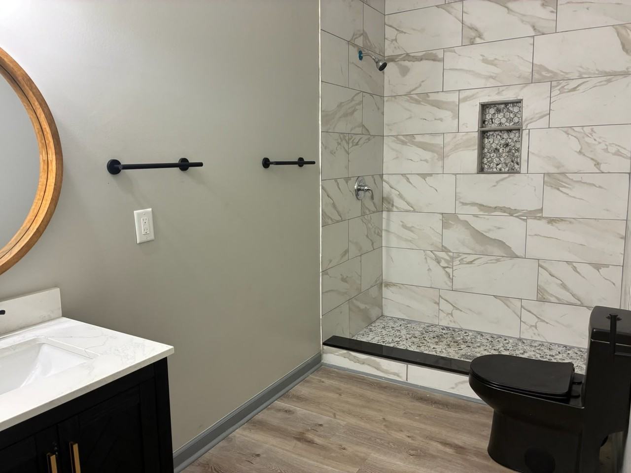 542 Elm St #1 - Photo 4 of 24