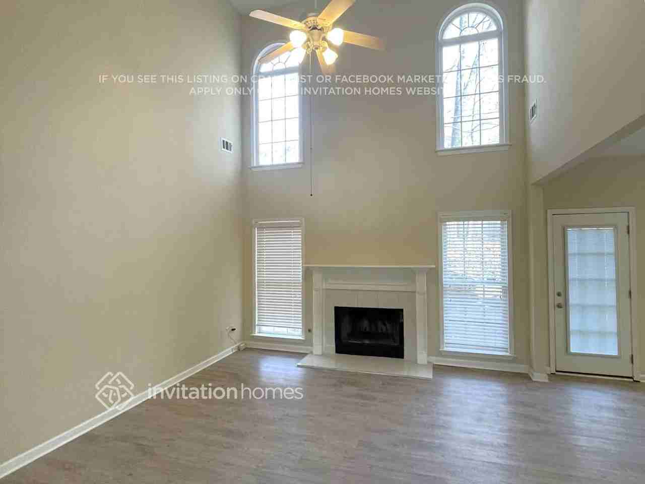 2003 Stonewick Ct - Photo 2 of 15
