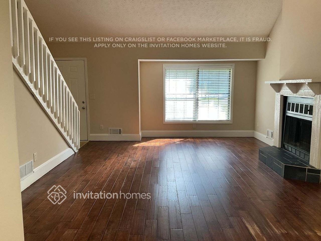 1602 Kings Ridge Dr - Photo 3 of 17