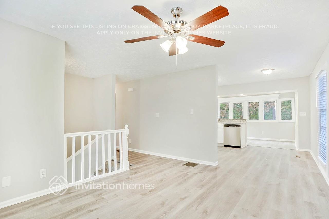 6106 Shadow Glen Ct Sw - Photo 5 of 26