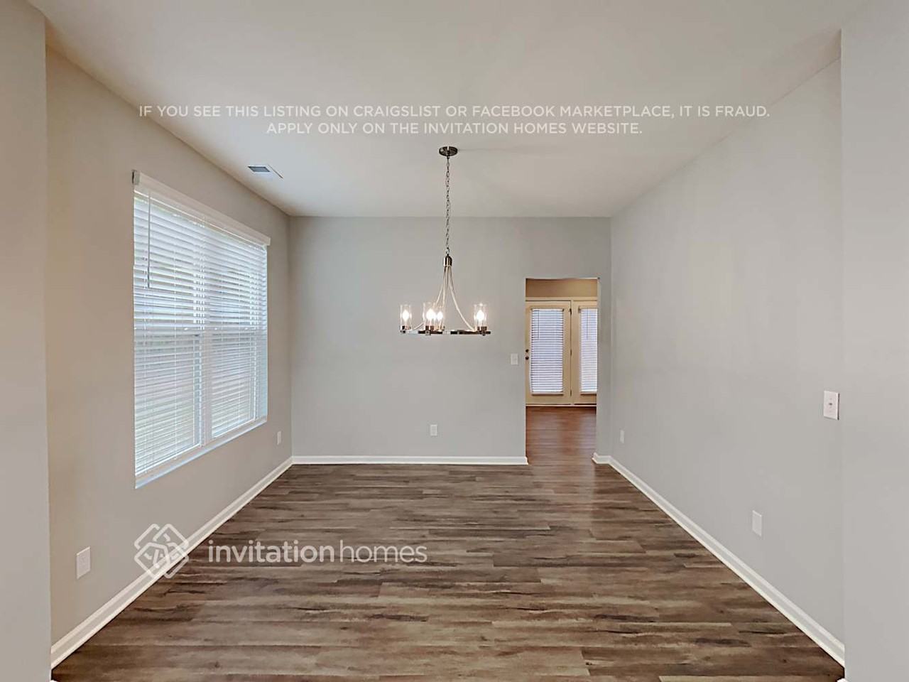 235 N Fortune Way - Photo 7 of 20