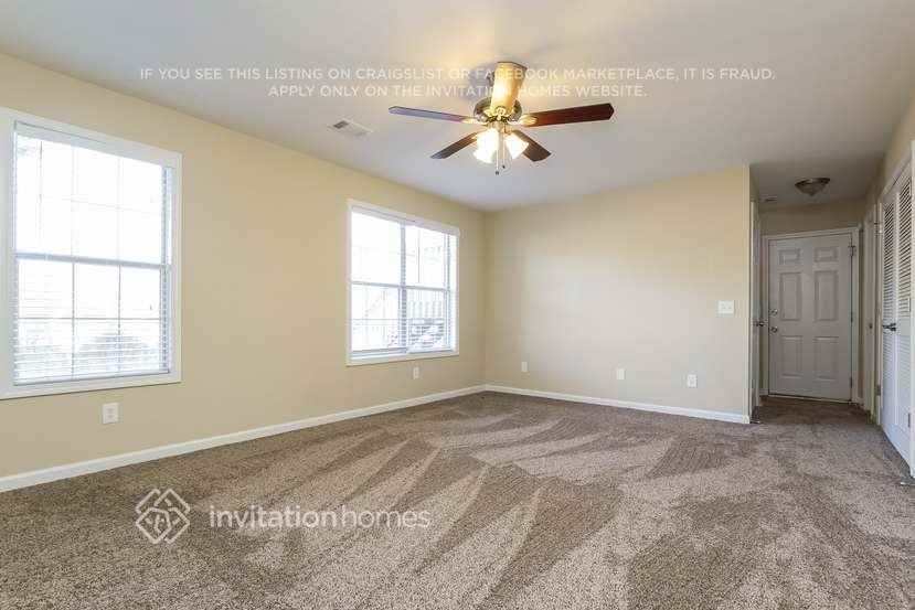 6367 Seymour Pl Nw - Photo 7 of 21