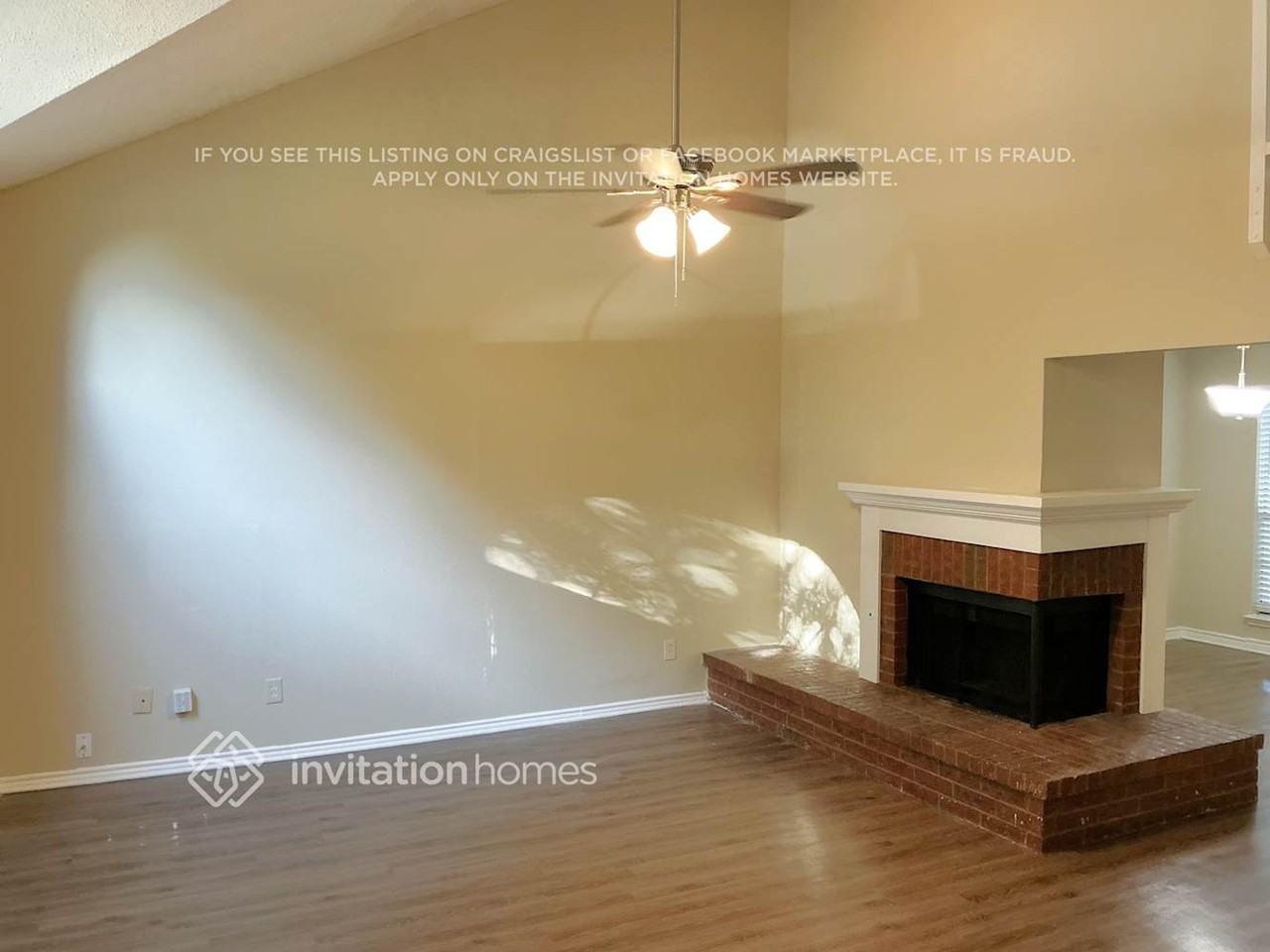 4317 Saugus Dr - Photo 5 of 19