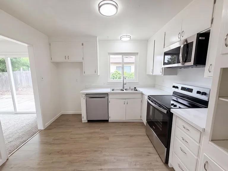 648 Lewis Avenue - Photo 2 of 10