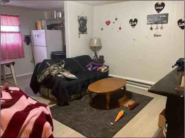 413 Pittsburgh St #1A - Photo 2 of 7