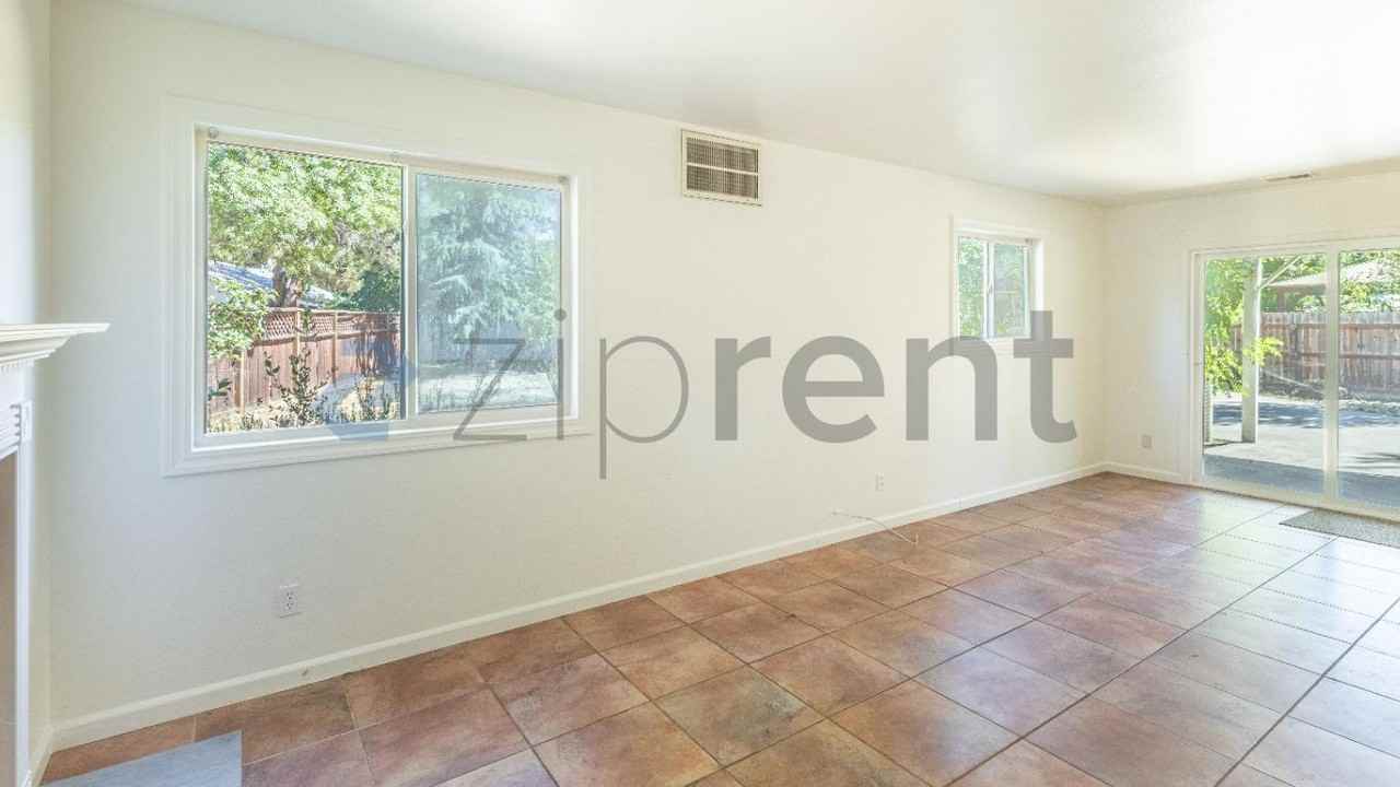 19306 Mountain Mdw S #B - Photo 7 of 25