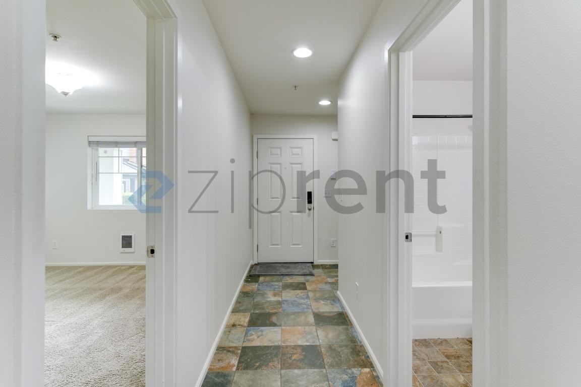 10351 156th Ln Ne #101 - Photo 4 of 22