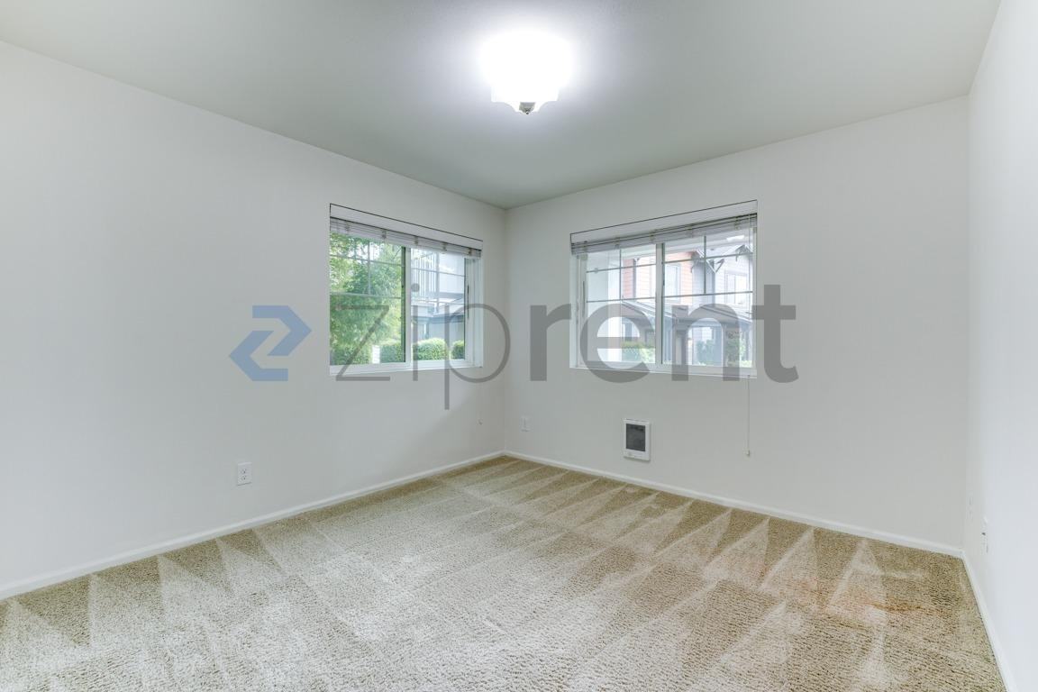 10351 156th Ln Ne #101 - Photo 5 of 22