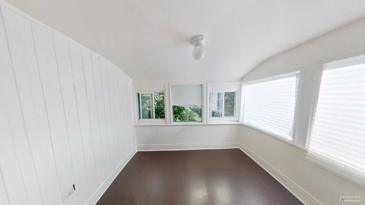 21 Rusholme Park Cres - Photo 5 of 18