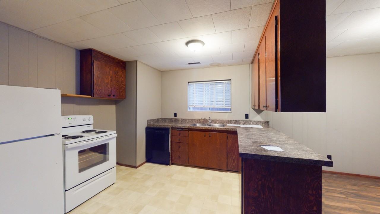 454 30 Ave Nw Lowr - Photo 3 of 9