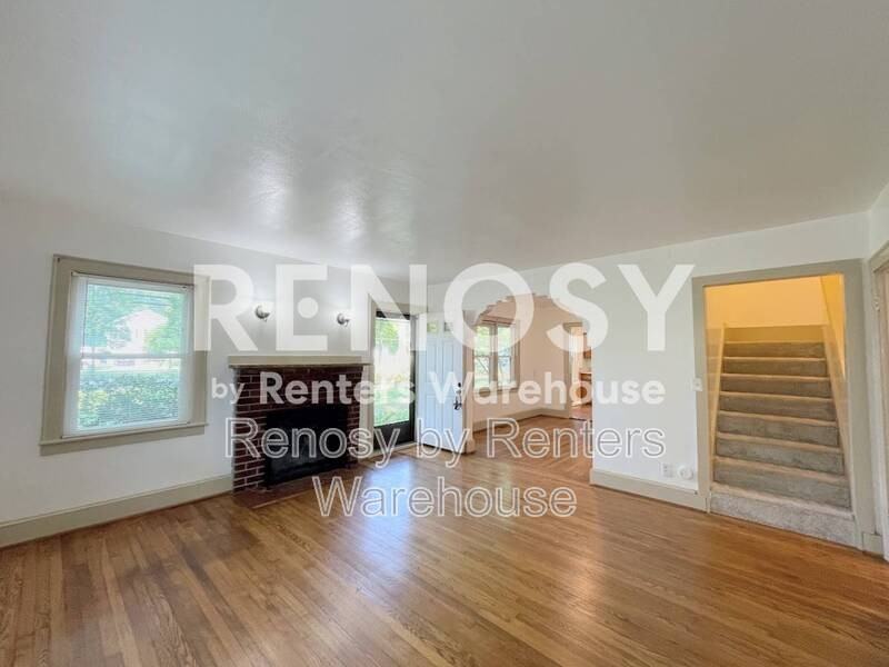 8336 Chesapeake Blvd - Photo 5 of 32