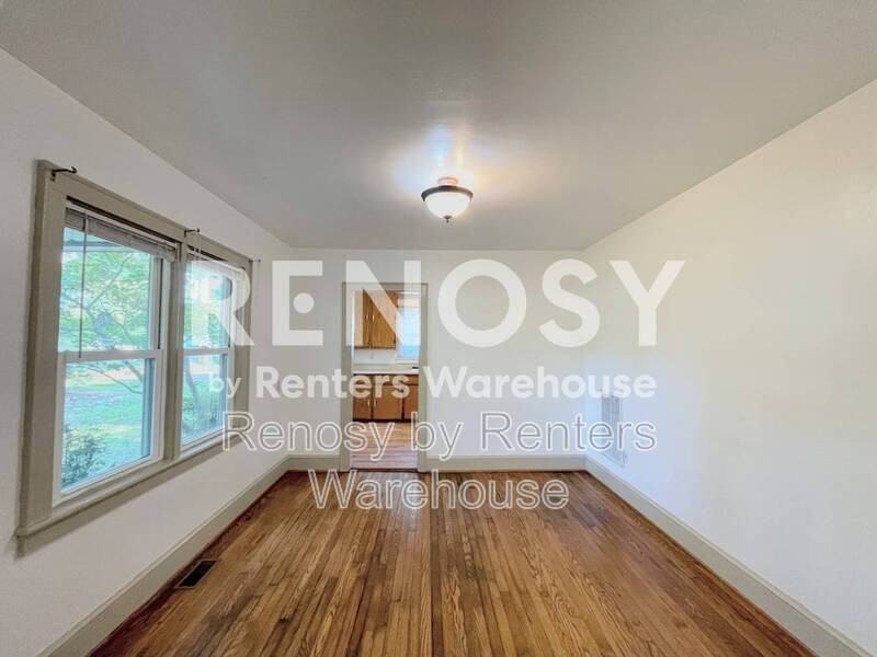 8336 Chesapeake Blvd - Photo 6 of 32