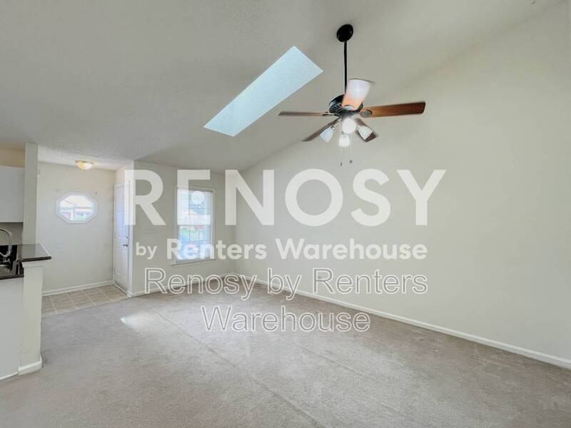 1325 Wellfleet Ct - Photo 3 of 20