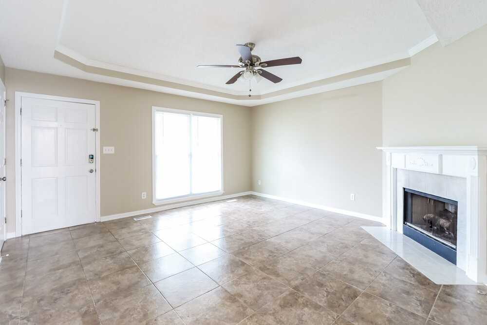 2613 Laburnum Dr - Photo 3 of 19