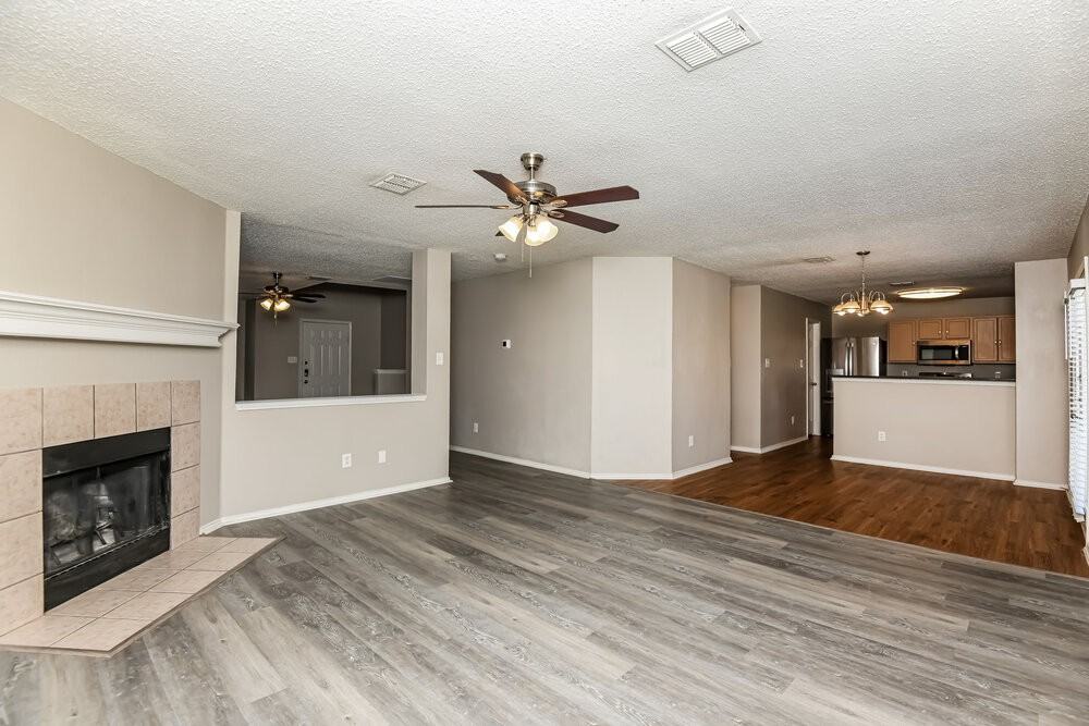 3340 Chapel Ridge Way - Photo 5 of 17